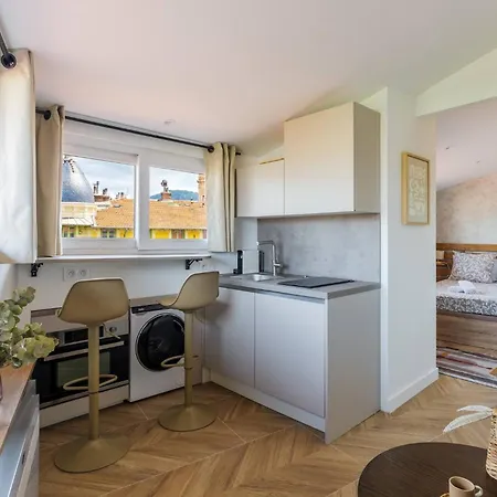 Apartamento 12, Boulevard Jean Jaures -